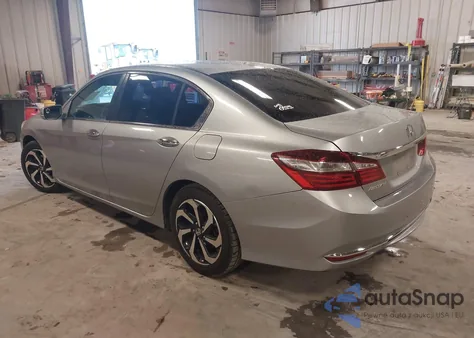 2017 Honda Accord Ex z USA, uszkodzony, nr VIN 1HGCR2F73HA258801